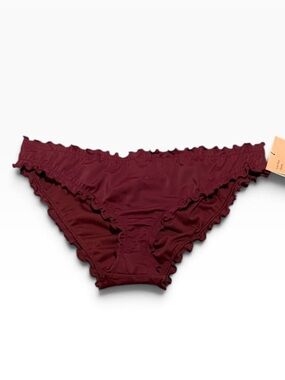 Shade & Shore Ruffle Trim Low Rise Bikini Bottoms in Burgundy, Size M New